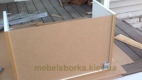 установка задней стенки двп
